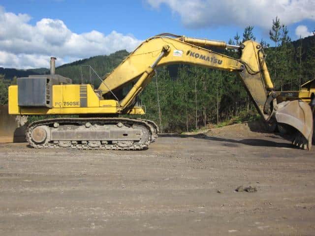 Komatsu PC750-6 PC750SE-6 PC750LC-6 Excavator Official Workshop Service Manual