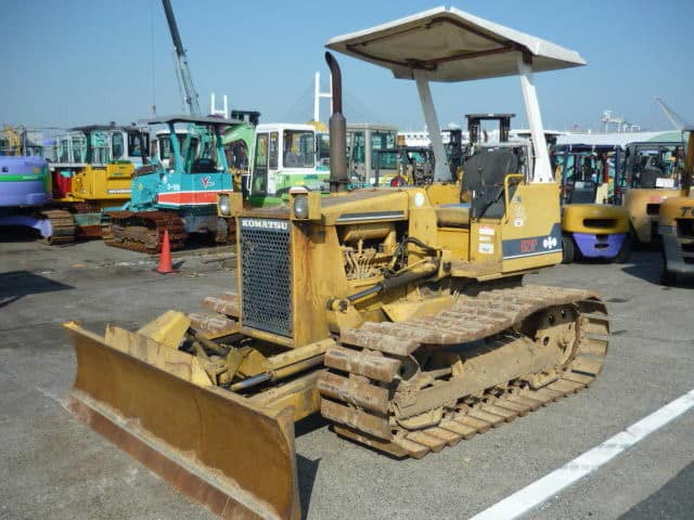 pl17399677-pat_blade_used_komatsu_bulldozer_d21p_6_used_mini_dozer_original_paint.jpg pl17399677 pat blade used komatsu bulldozer d21p 6 used mini dozer original paint